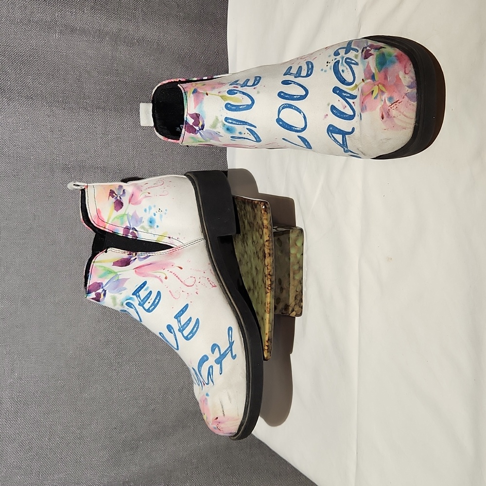 Yes we vibe slip on boots men 4.5 ladies 6 EU 36.5 LIVE LOVE LAUGH